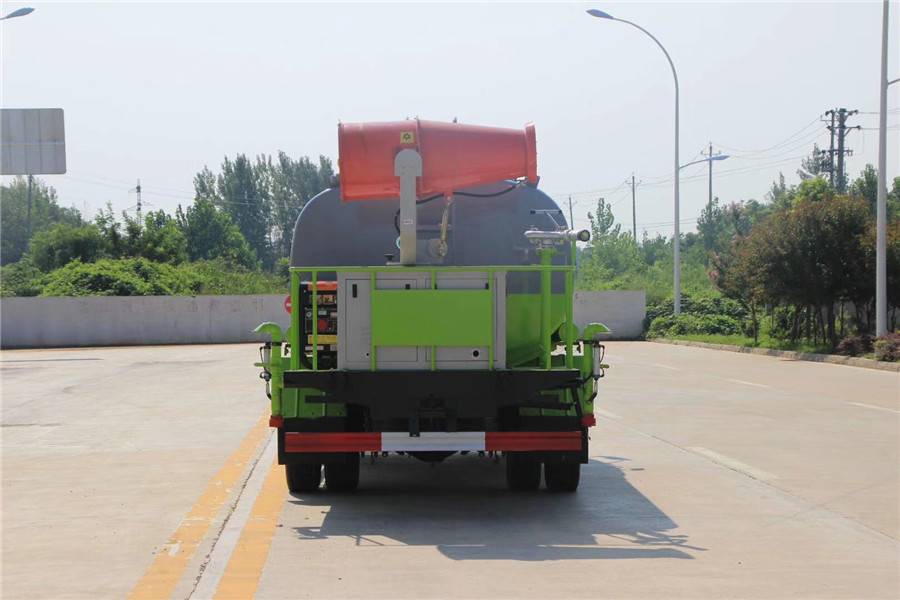 國(guó)六8噸霧炮灑水車 國(guó)六8噸霧炮灑水車