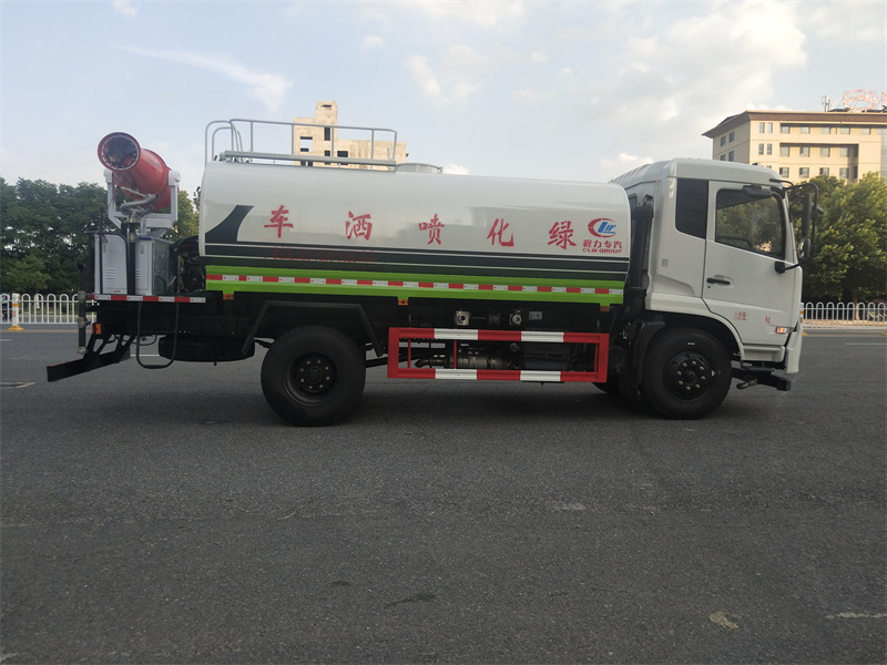 東風天錦12噸霧炮灑水車 東風天錦12噸霧炮灑水車